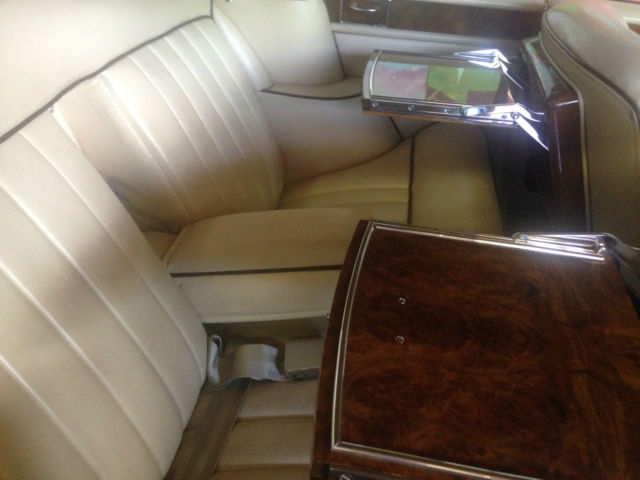 1965 Rolls-Royce SILVER CLOUD III - photo 9