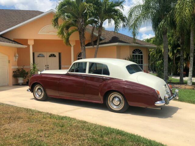1957 Rolls-Royce Silver Cloud - photo 6
