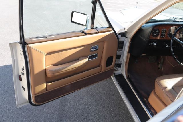 1983 Rolls-Royce Silver Spirit/Spur/Dawn - photo 2