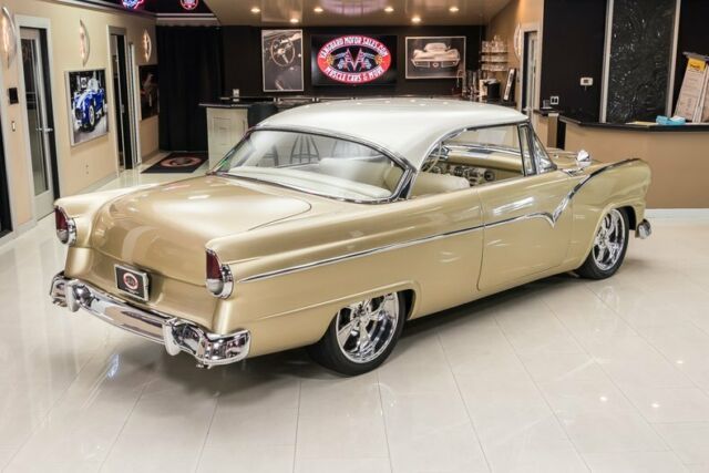 1955 Ford Fairlane Restomod - photo 12
