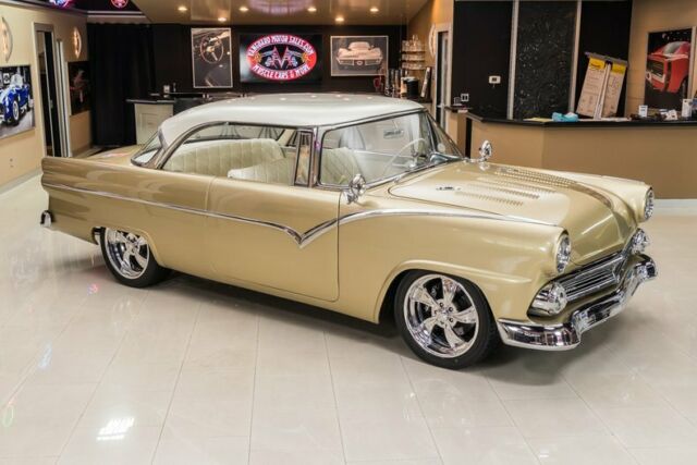 1955 Ford Fairlane Restomod - photo 9