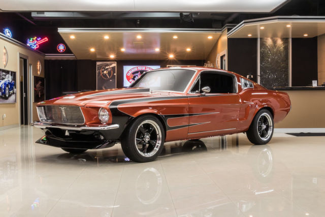 Rotisserie Built Fastback! Ford 302ci V8, Toploader 4-Speed, Posi, 4W Disc, PB 1968 Ford Mustang Fastback Restomod