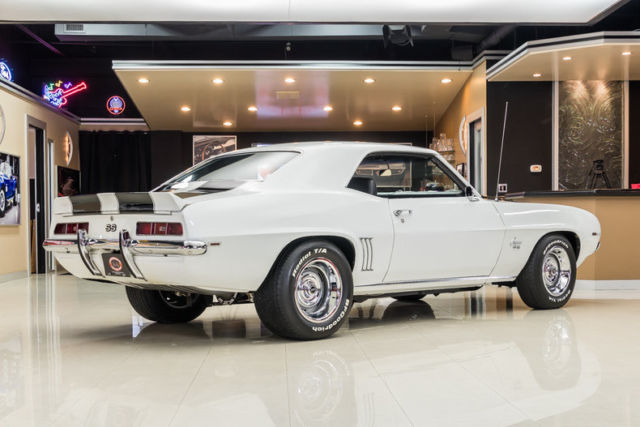 1969 Chevrolet Camaro - photo 10