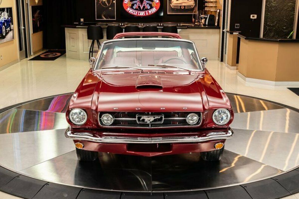1965 Ford Mustang Convertible - photo 10