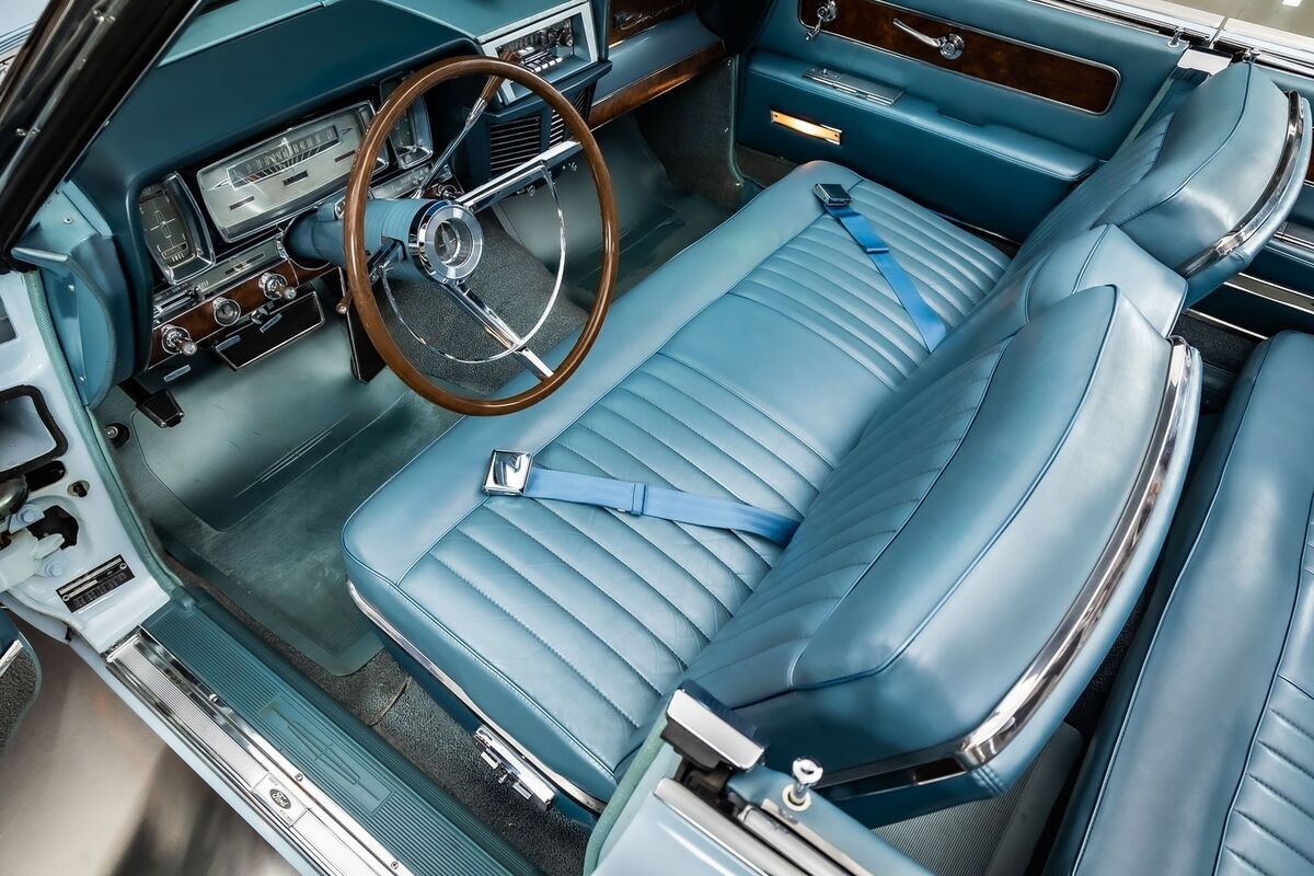 1962 Lincoln Continental Convertible - photo 3
