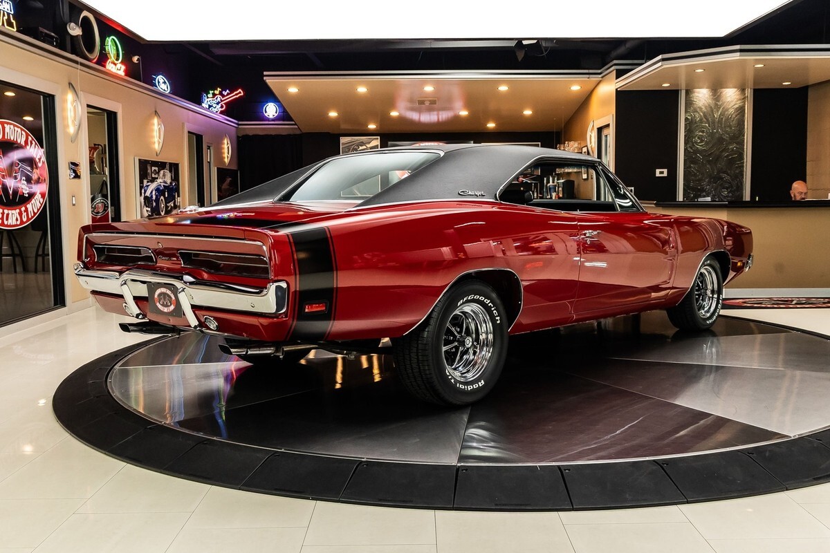 1969 Dodge Charger - photo 13