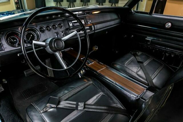 1968 Dodge Charger - photo 2