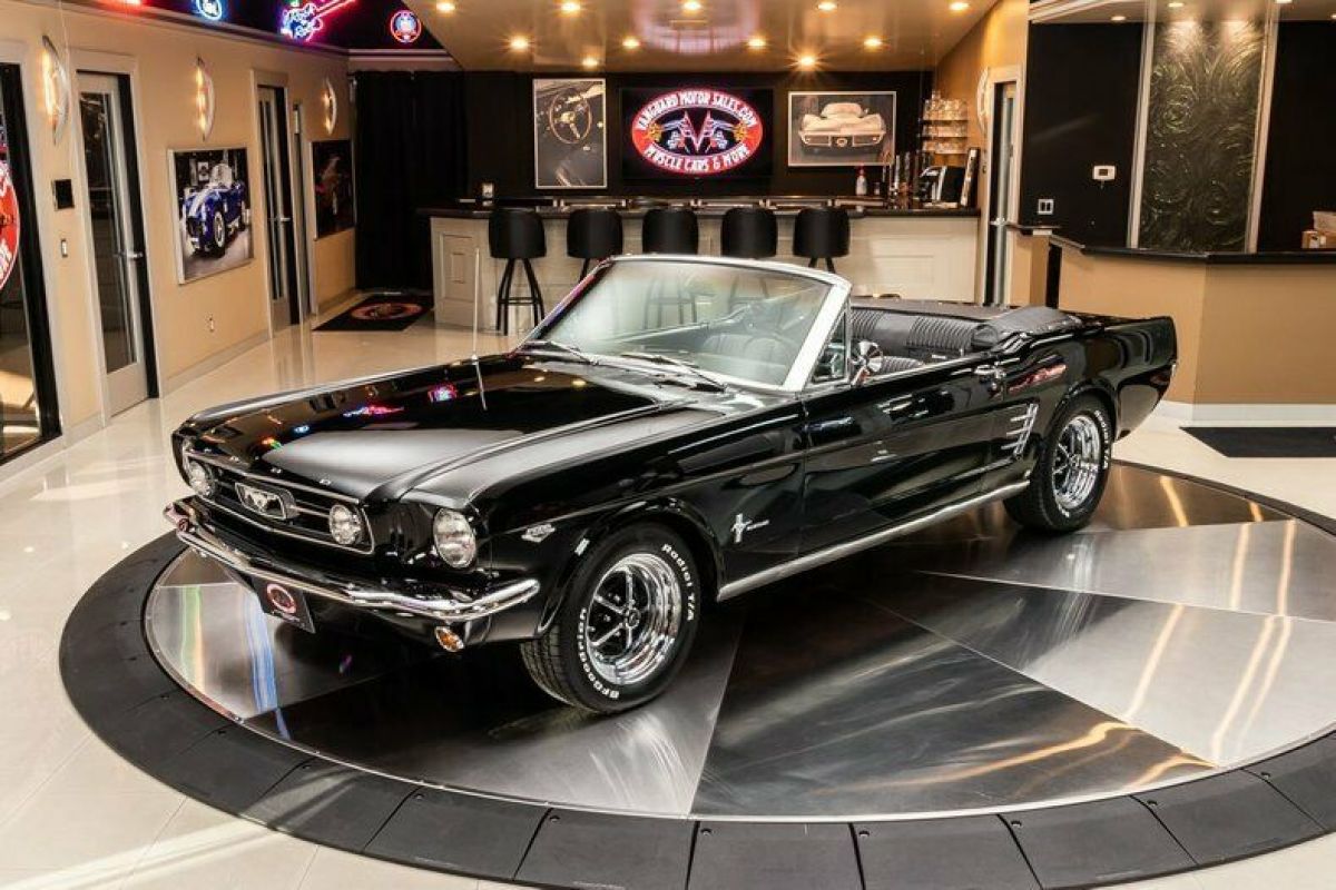 1966 Ford Mustang Convertible - photo 7