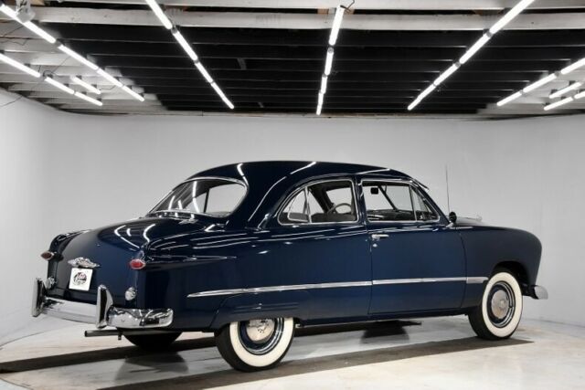 1949 Ford Custom Deluxe - photo 3