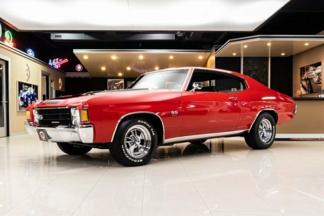 Rotisserie Restored! GM ZZ454 Crate Engine, TKO600 5-Speed, 4-Wheel Disc, A/C 1972 Chevrolet Chevelle Restomod