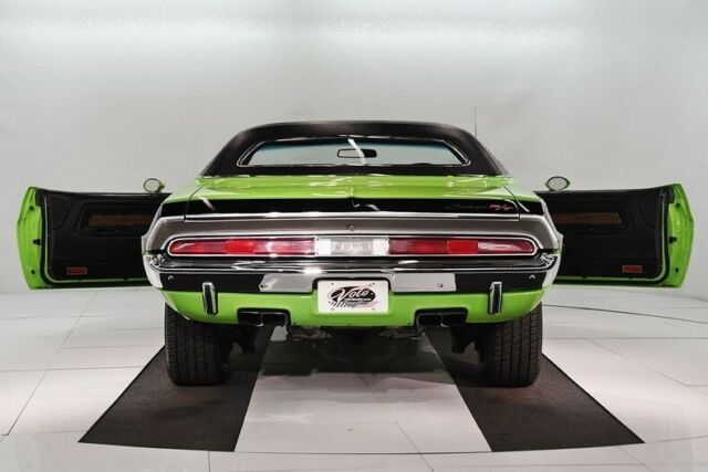 1970 Dodge Challenger R/T SE - photo 5