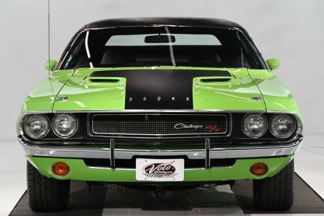1970 Dodge Challenger R/T SE - photo 8