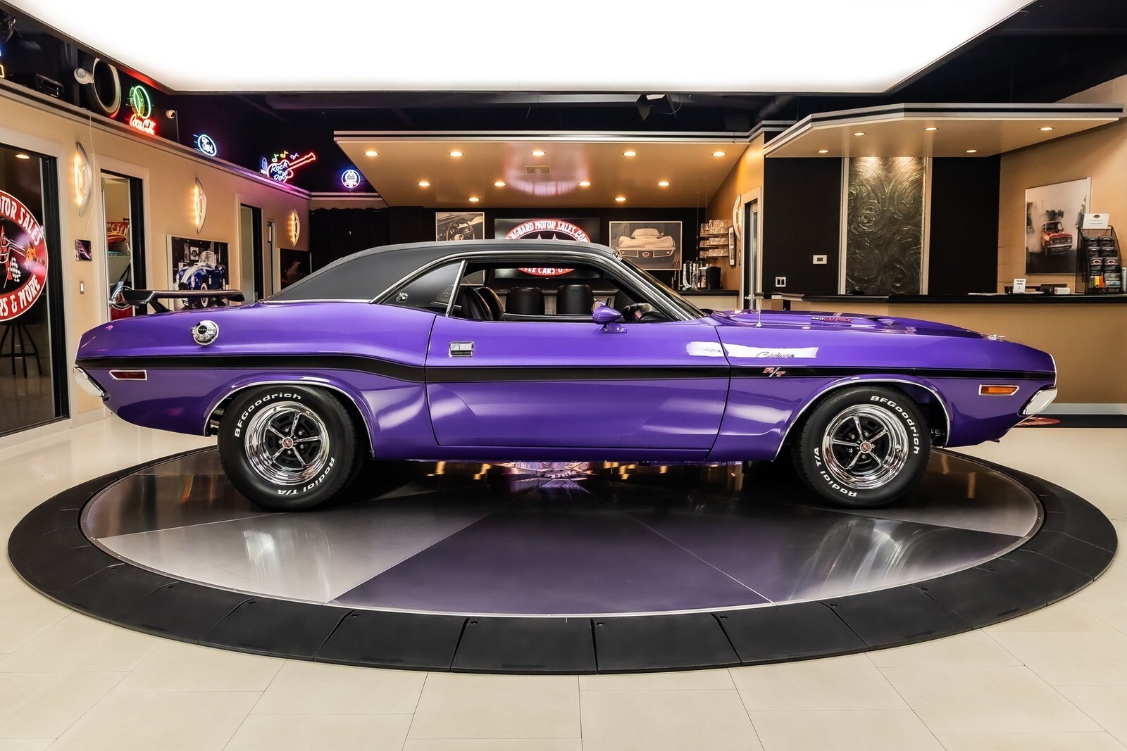 1970 Dodge Challenger R/T - photo 12