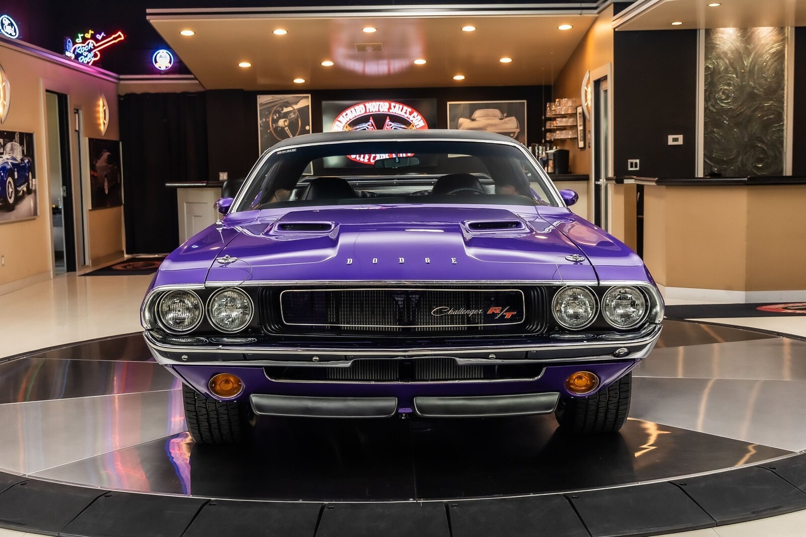 1970 Dodge Challenger R/T - photo 8