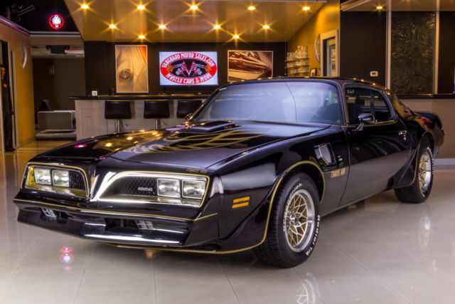 Rotisserie Restored W72! Pontiac 6.6L V8, 4-Speed Manual, SD Cooling Pkg & More! 1978 Pontiac Firebird Trans Am