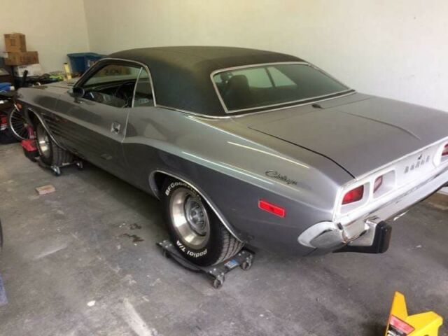1973 Dodge Challenger - photo 2