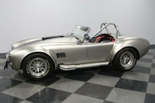 1965 Shelby Cobra Superformance - photo 7