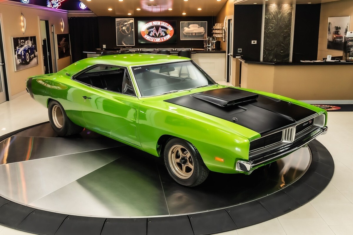 1969 Dodge Charger R/T Restomod - photo 11