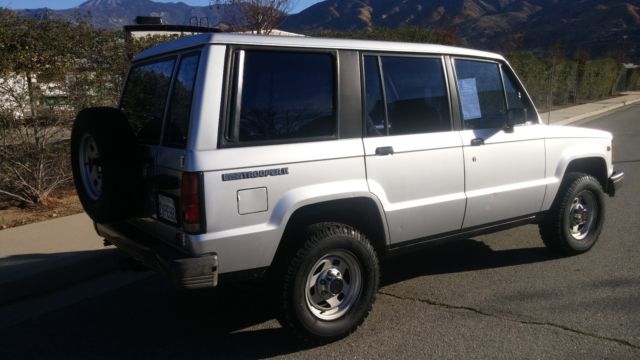 1991 Isuzu Trooper II 4x4 - photo 3