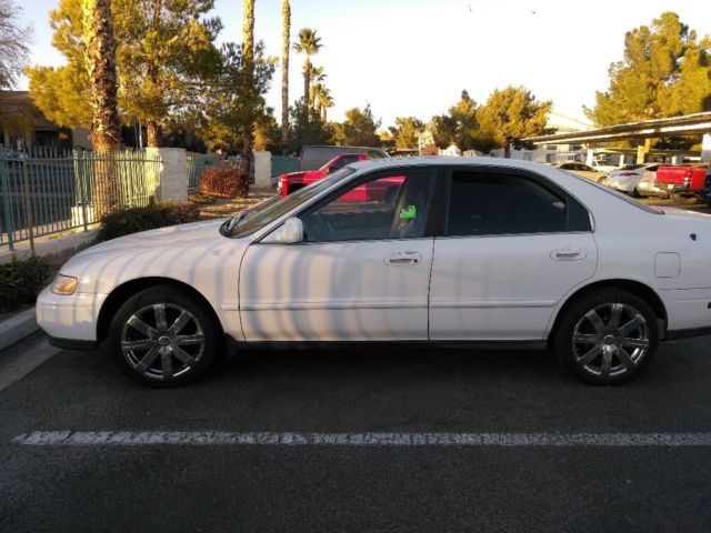 1994 Honda Accord - photo 2