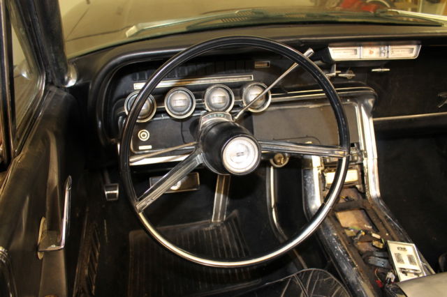 1966 Ford Thunderbird Convertible - photo 9