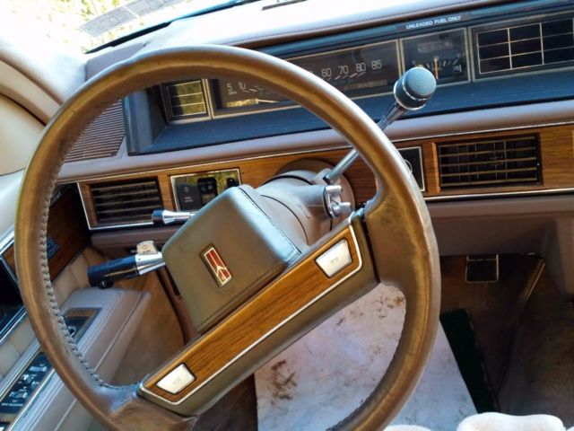 1989 Oldsmobile Ninety-Eight regency brougham - photo 6