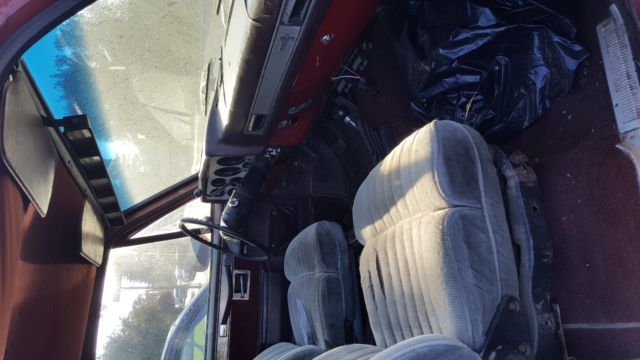 1984 Chevrolet Suburban - photo 5