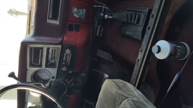 1984 Chevrolet Suburban - photo 8