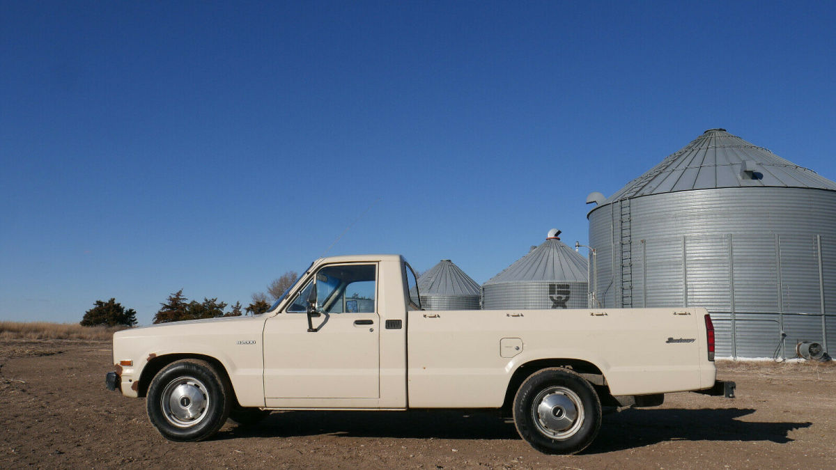 1984 Mazda B-Series Pickups - photo 2