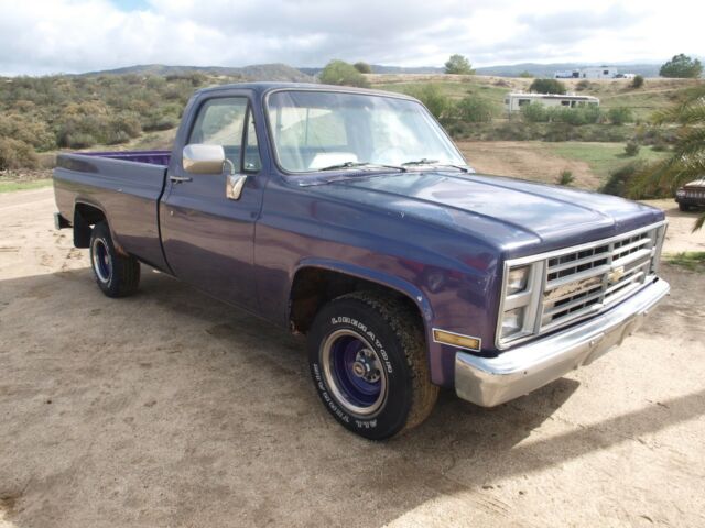 runs great straight body with a little rust 1986 Chevrolet C-10 base