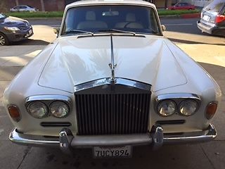 1971 Rolls-Royce Silver Shadow 4-door sedan - photo 2