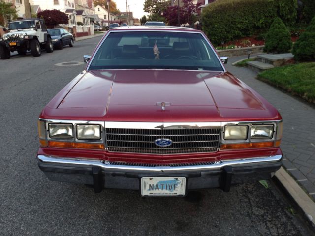 Runs strong, always. Garaged, fully loaded, Rust free 1988 Ford Crown Victoria LTD, LX