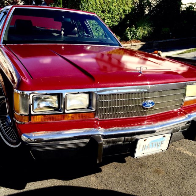 1988 Ford Crown Victoria LTD, LX - photo 2