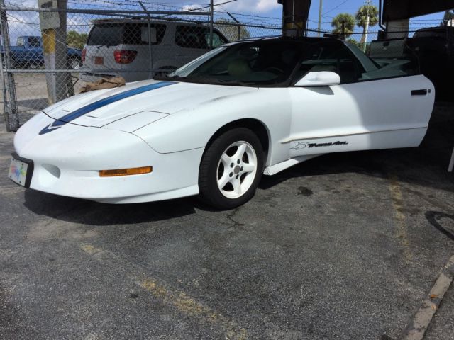 Runs strong - T-Top Option - Nice Driver! 1994 Pontiac Trans Am 25th Anniversary Edition