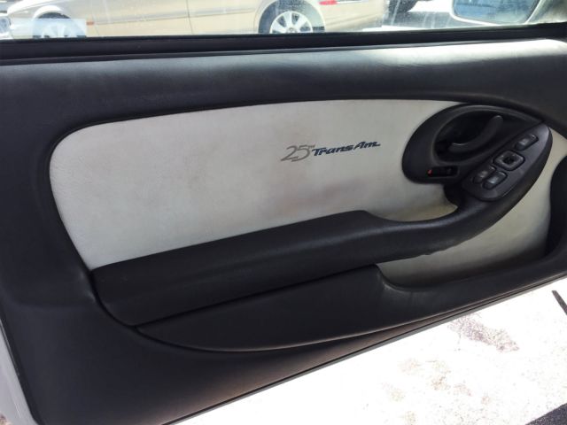 1994 Pontiac Trans Am 25th Anniversary Edition - photo 2