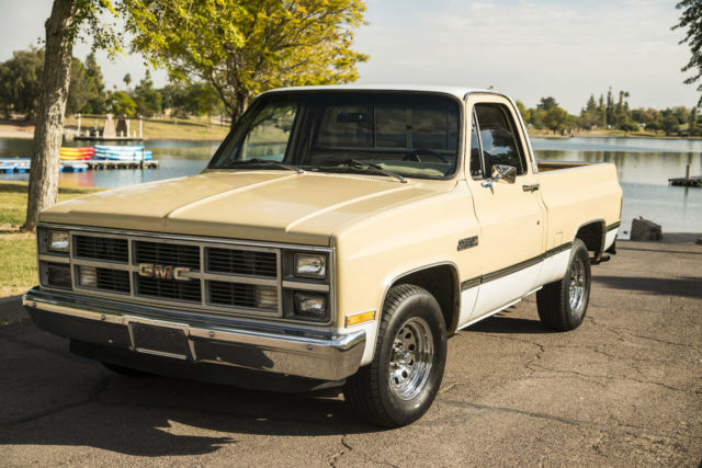 1983 GMC Sierra 1500 Sierra Classic - photo 2