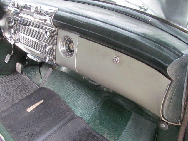 1951 Buick Roadmaster SERIES 70 - 4 DOOR SEDAN - photo 13