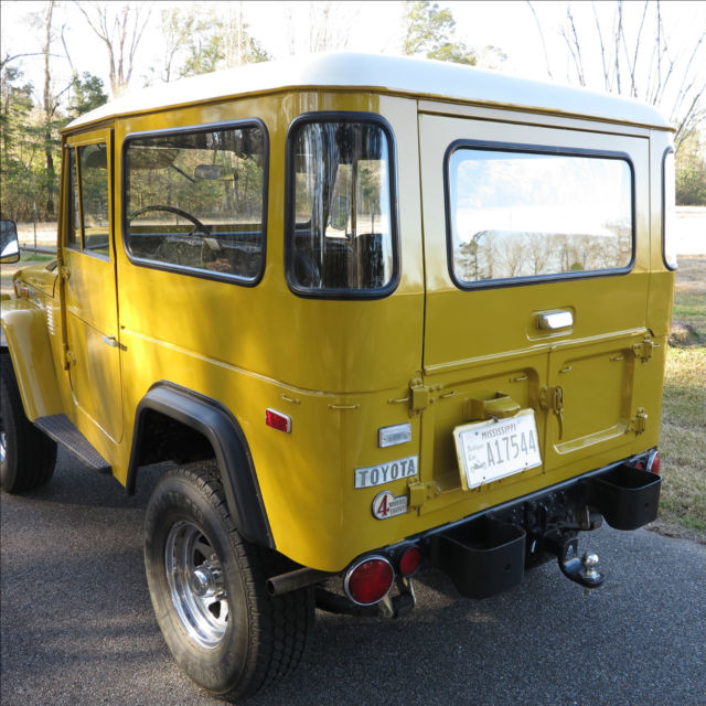 1972 Toyota Land Cruiser FJ40 - photo 6