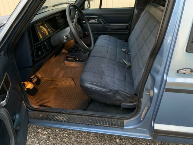 1989 Jeep Comanche Pioneer - photo 10