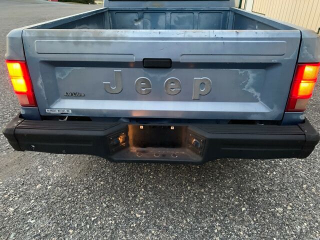 1989 Jeep Comanche Pioneer - photo 12