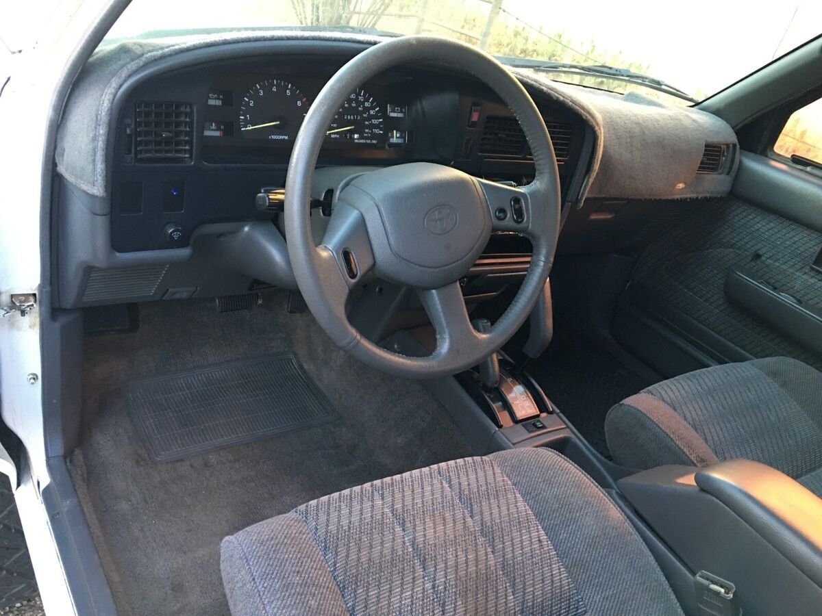 1994 Toyota Hilux 1/2 TON EXTRA LONG WHEELBASE SR5 - photo 13
