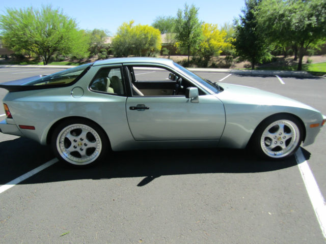 1986 Porsche 944 - photo 6