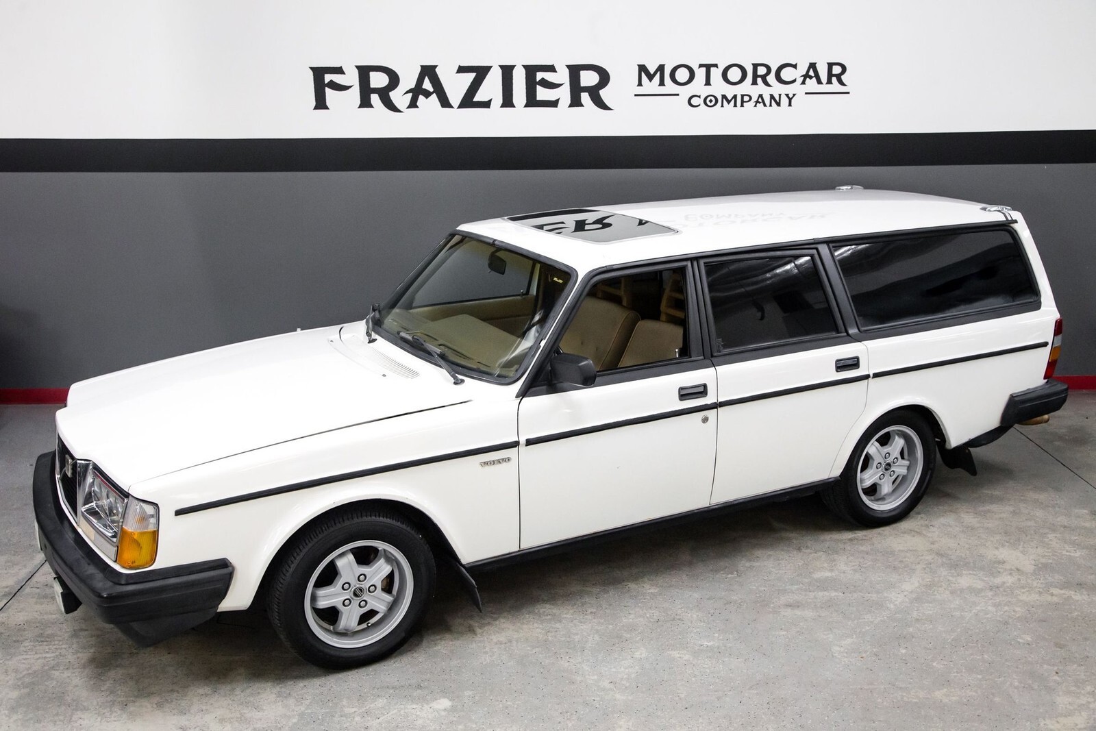 1983 Volvo 245 GTL - photo 2