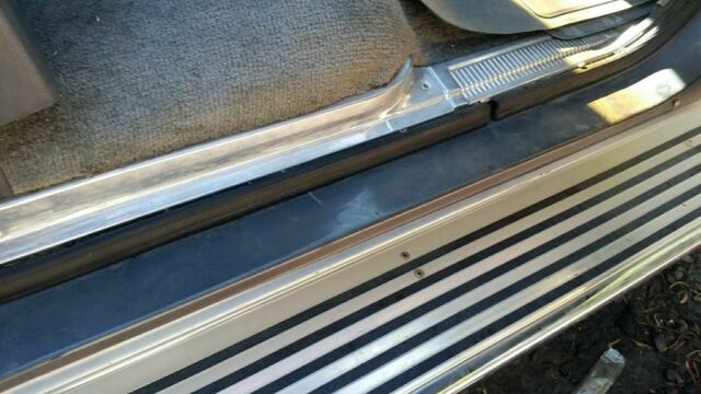 1990 Chevrolet Suburban Silverado - photo 10
