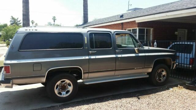 1990 Chevrolet Suburban Silverado - photo 5