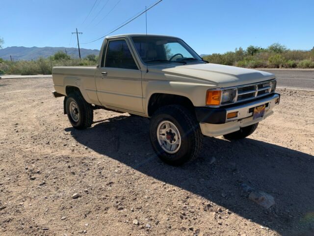1988 Toyota Tacoma SR5 4 Wheel Drive - photo 2