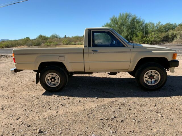 1988 Toyota Tacoma SR5 4 Wheel Drive - photo 4