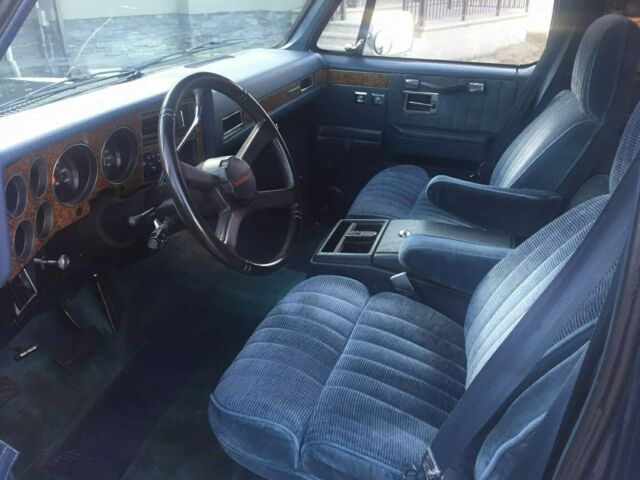 1987 Chevrolet Suburban Silverado - photo 7