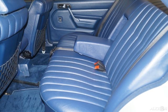 1984 Mercedes-Benz 190-Series 4 Dr Diesel - photo 12