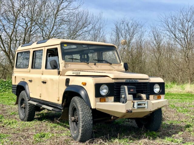 Rust-free Santana 2500DL 109 1993 Land Rover Defender Santana 2500DL